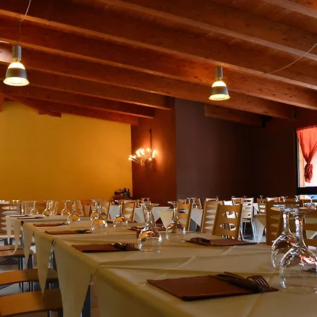 Alice מלון דירות