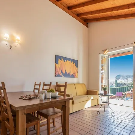 Alice Hotel apartamentowy 3*